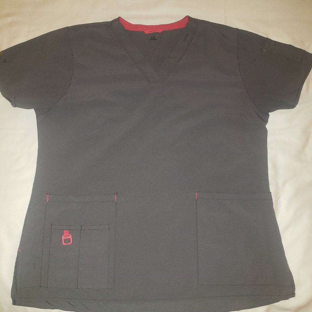 Carhartt Women's Gray w/Pink Accents Soft Fabric Scrub Set